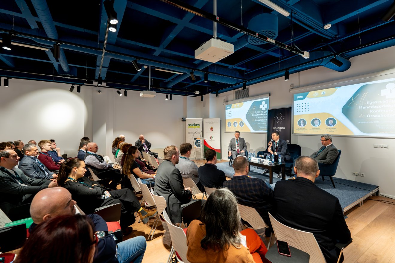 Péntek délelőtt Tánczos Barna miniszterelnök-helyettes és Takács Péter, Magyarország egészségügyi államtitkára voltak a rendezvény vendégei •  Fotó: Haáz Vince