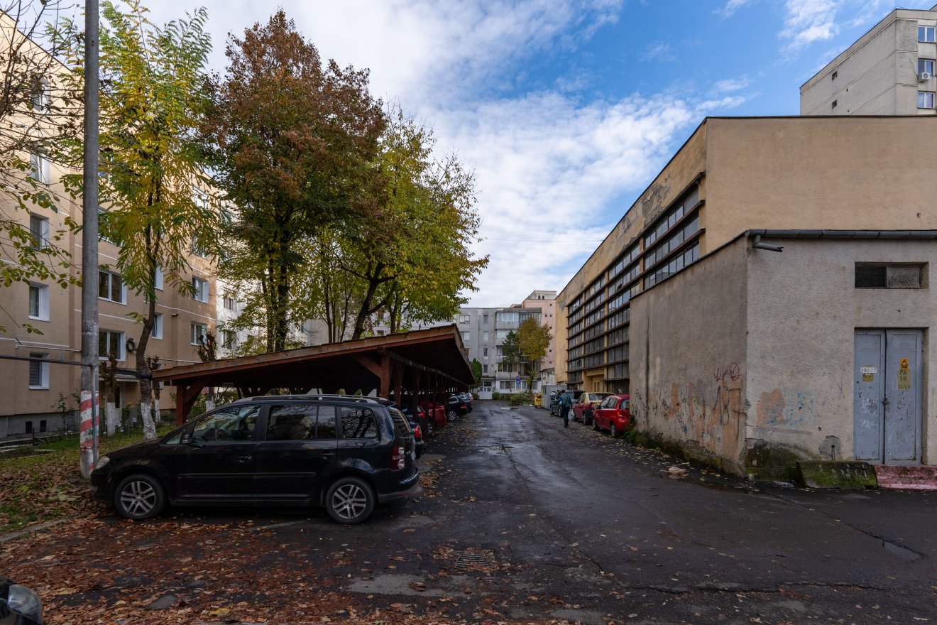 A fedett parkolók sem biztos, hogy maradnának •  Fotó: Haáz Vince
