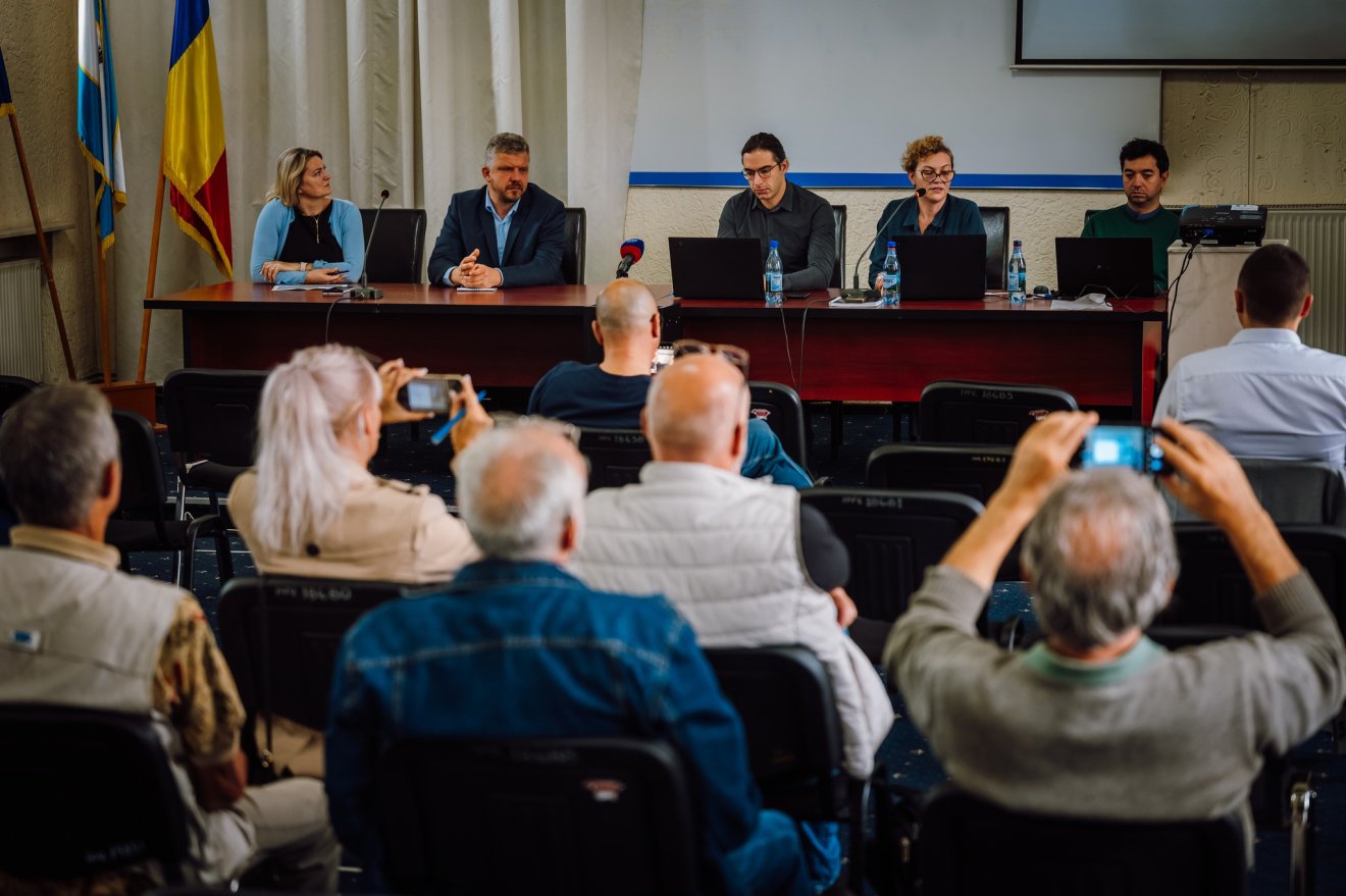 A pénteki közvita résztvevői •  Fotó: Marosvásárhelyi polgármetseri hivatal