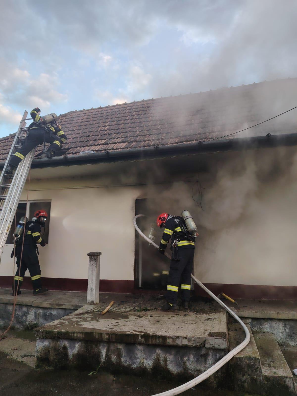 • Fotó: Maros megyei tűzoltóság