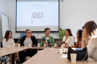 Emberkereskedelem és online csapdák: ingyenes kiadvány segíti most a szülőket ezek felismerésében