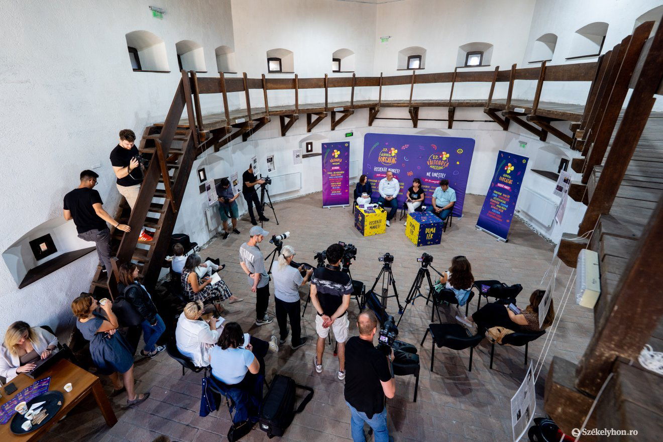 Elrajtolt a 12. Vásárhelyi Forgatag, csütörtöktől pedig a várudvar is benépesül •  Fotó: Haáz Vince