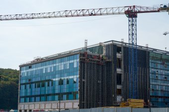 A nyáron használatba adhatják a súlyos égési sérülteket kezelő marosvásárhelyi és temesvári központot