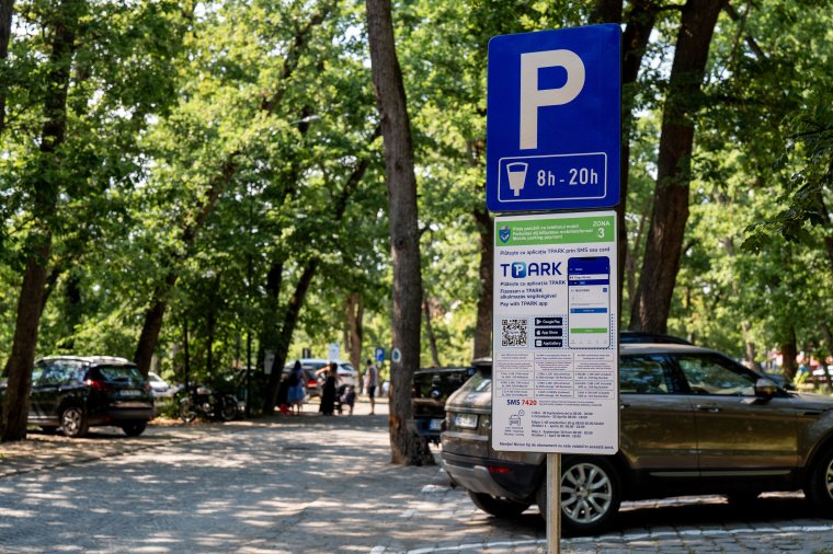 Emelkednek a parkolási díjak Marosvásárhelyen