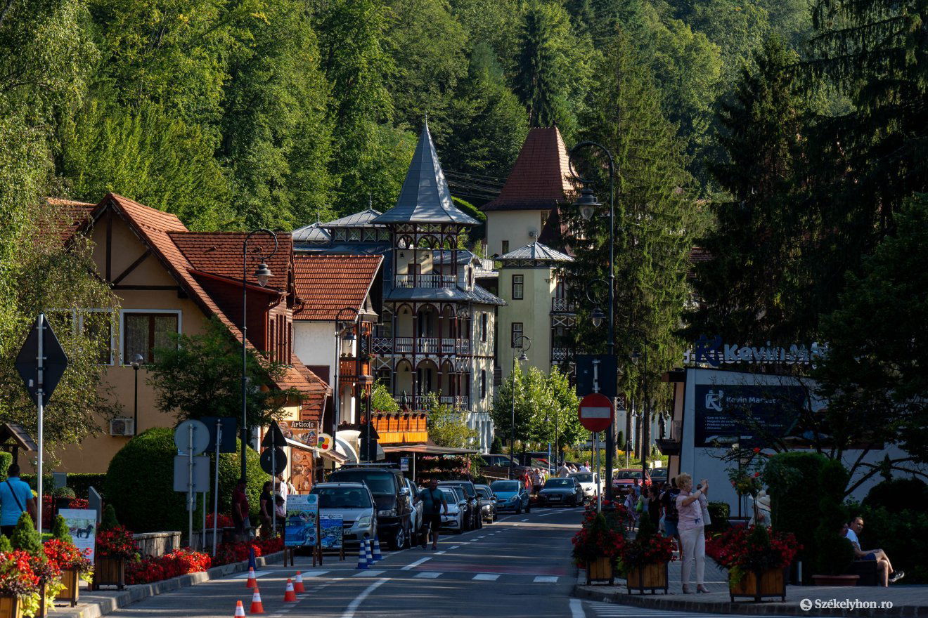 Árnyék, sós levegő, nyár •  Fotó: Haáz Vince