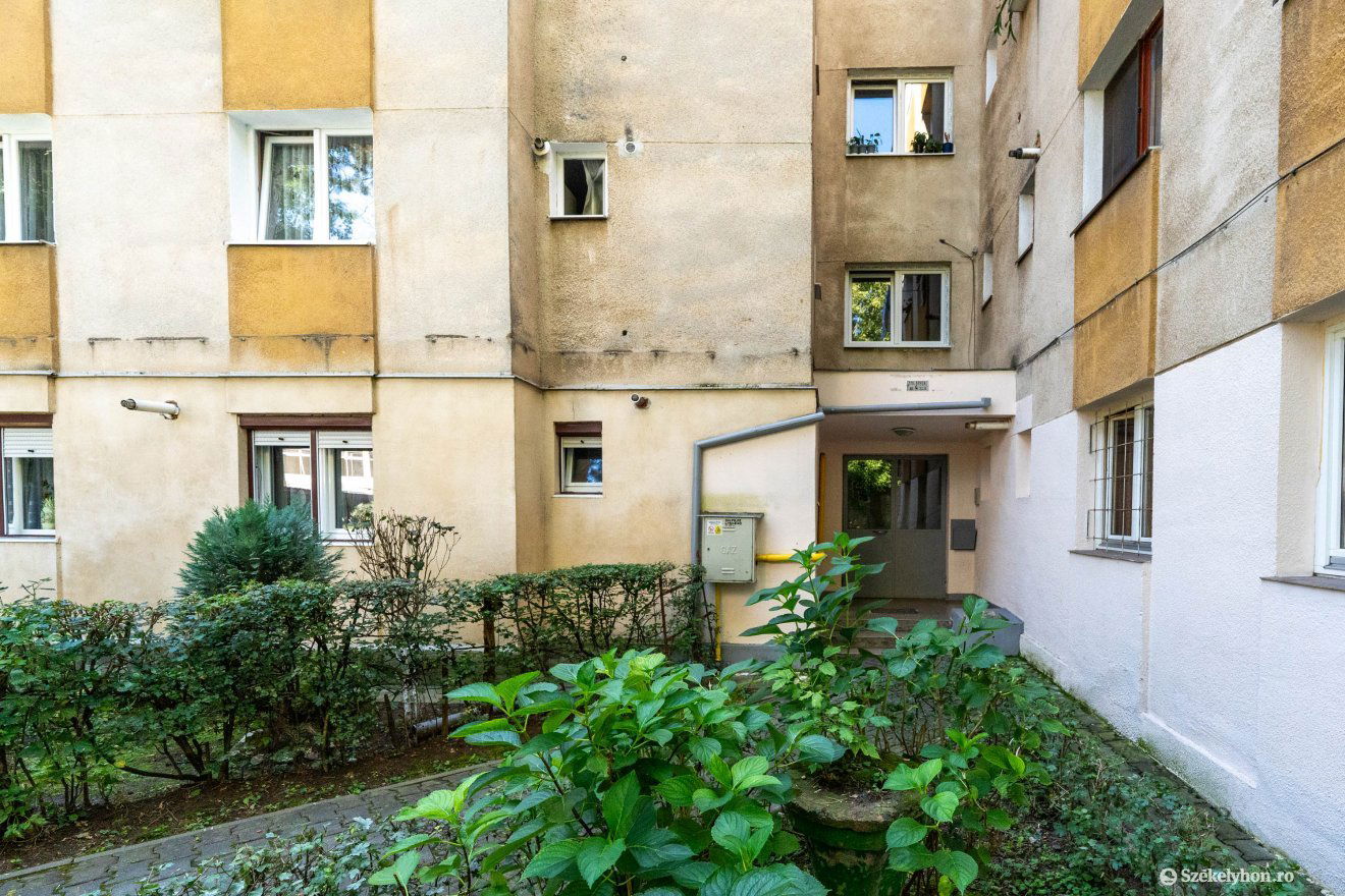Ezt a Resica utcai tömbházat szigetelik uniós alapból •  Fotó: Haáz Vince