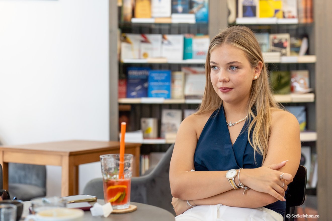 Ujfalvi-Veres Dorothea idén megmutathatta, mennyire uralja a román nyelvet, milyen kreatívan használja a szókincsét •  Fotó: Haáz Vince