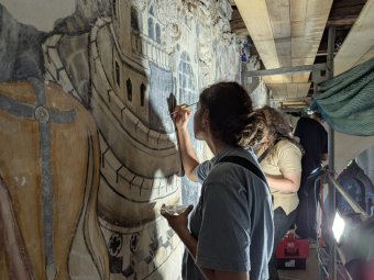 Somogyom, ahol a vakolat alól előkerültek az értékek