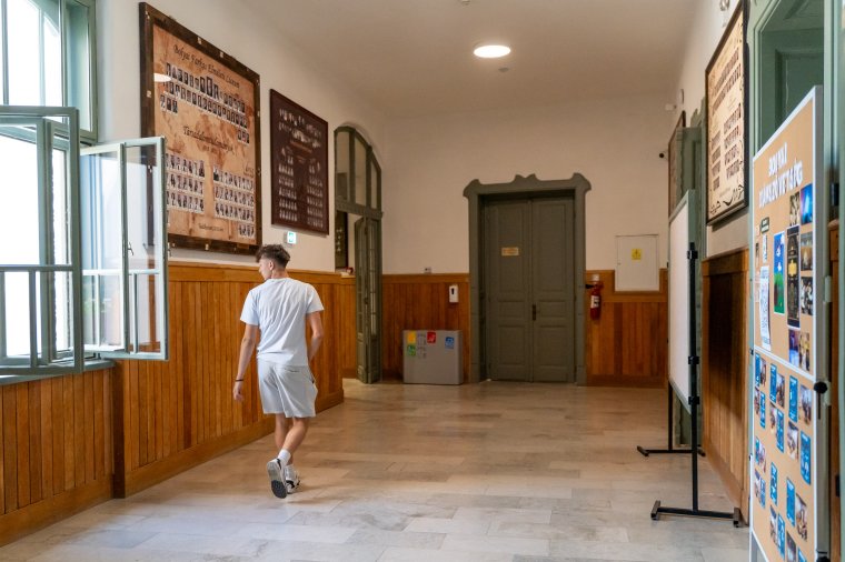 Elhalasztott változtatás a középiskolai felvételinél