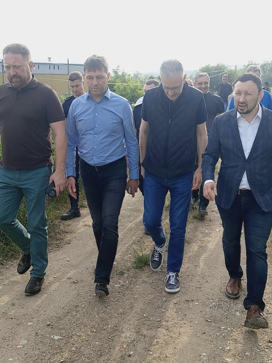 Terepszemlén a környezetvédelmi miniszter •  Fotó: Sorin Meghesan közösségi oldala