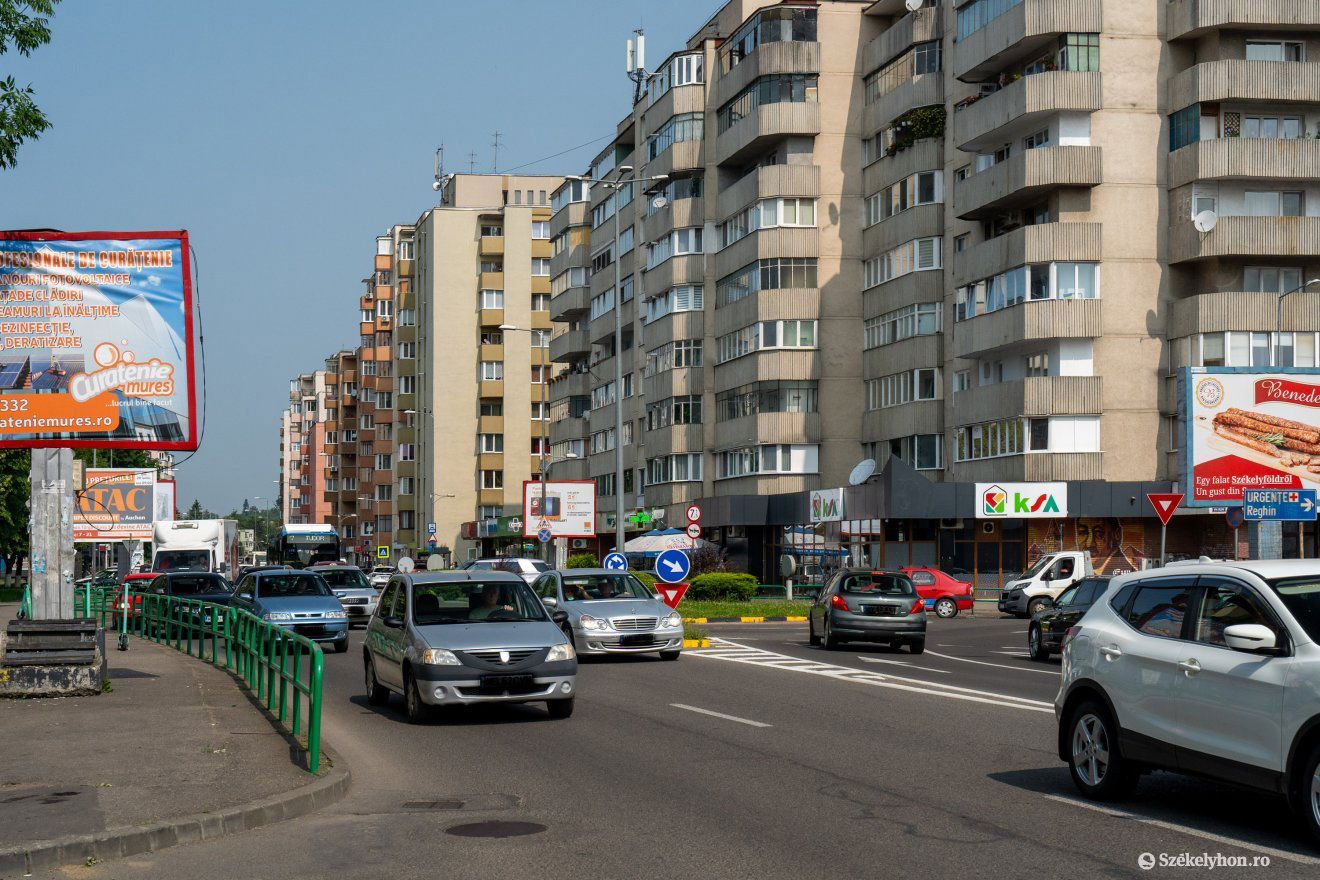 Nincsenek munkálatok mégis lépésben lehet haladni •  Fotó: Haáz Vince
