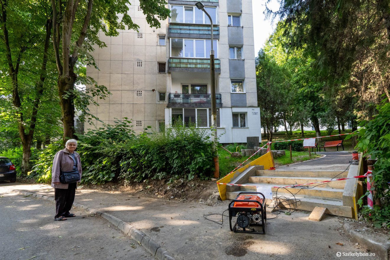 Szerdán még nem volt kész •  Fotó: Haáz Vince