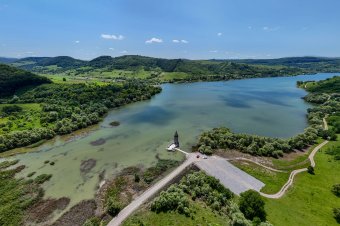 Nem hiába csökken a tó vízszintje, ebből hígítják a Kis-Küküllőt