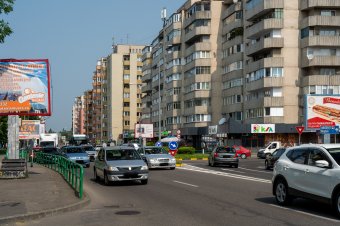 Torlódást okozott az útfelújítás, ezentúl csak éjszaka lehet dolgozni a forgalmasabb marosvásárhelyi útszakaszokon
