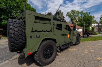 Stratégiai fordulat: duális autópályák és fegyverbeszerzések készülnek uniós forrásból