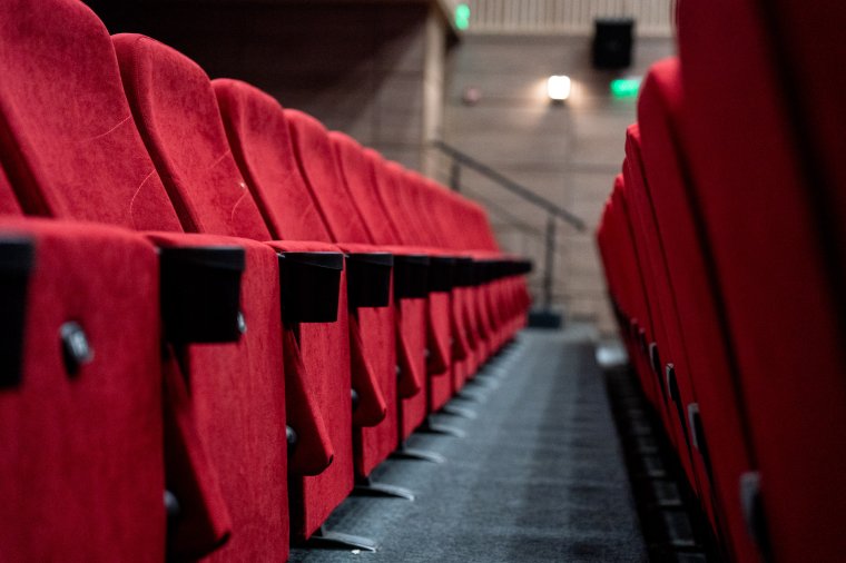 Az önkormányzat nyakán maradt a felújított mozi