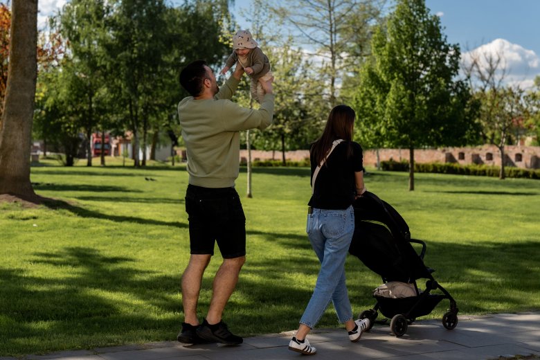 Gyermeknevelési támogatás: átalakulóban az igénylők nemek szerinti megoszlása