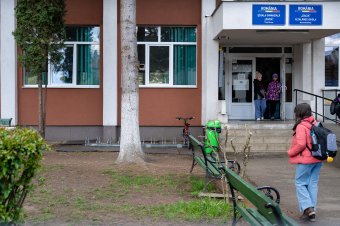Nem vitás: gyalog vagy biciklivel lenne a legjobb iskolába menni