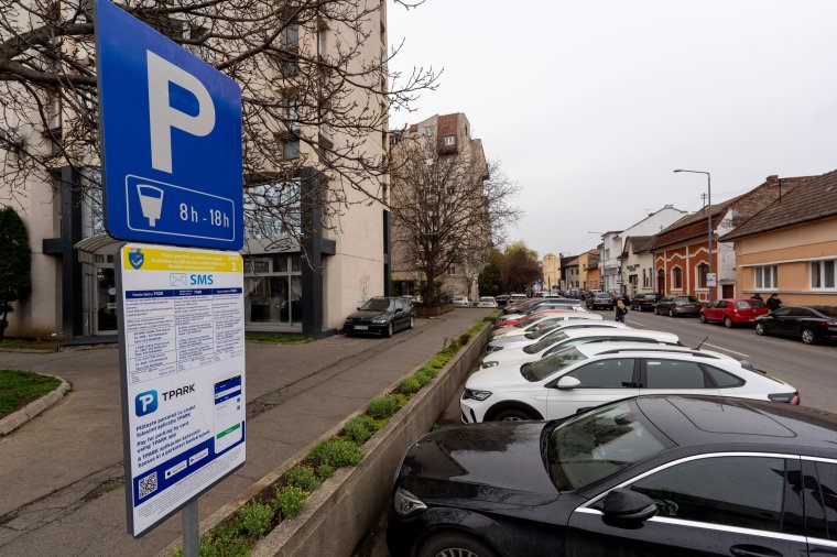 Drágább lesz a parkolás, elszállítják a tilosban állomásozó autókat