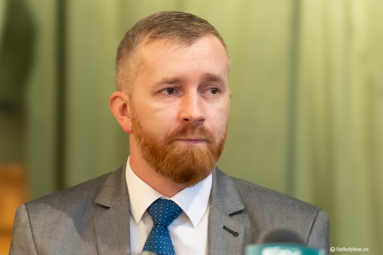Csatlos Károly, a marosvásárhelyi Piros Orr Egyesület vezetője •  Fotó: Haáz Vince