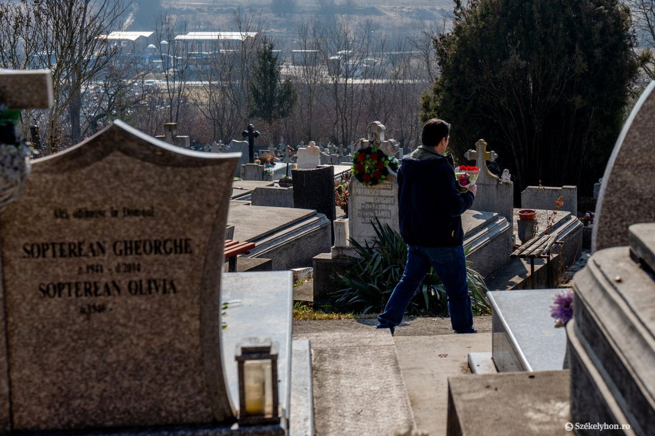Vajon hol van egy szabad sírhely? •  Fotó: Haáz Vince