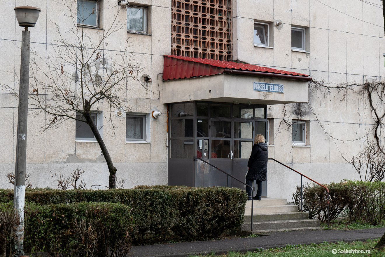 A tömbházlakók sokszor tanácstalanok, amikor közköltségről van szó •  Fotó: Haáz Vince