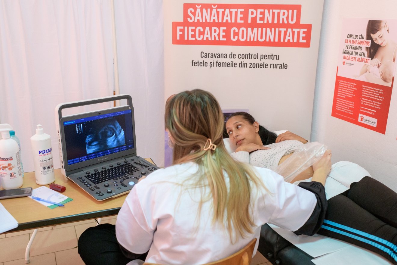 •  Fotó: A Mentsétek meg a gyermekeket Románia