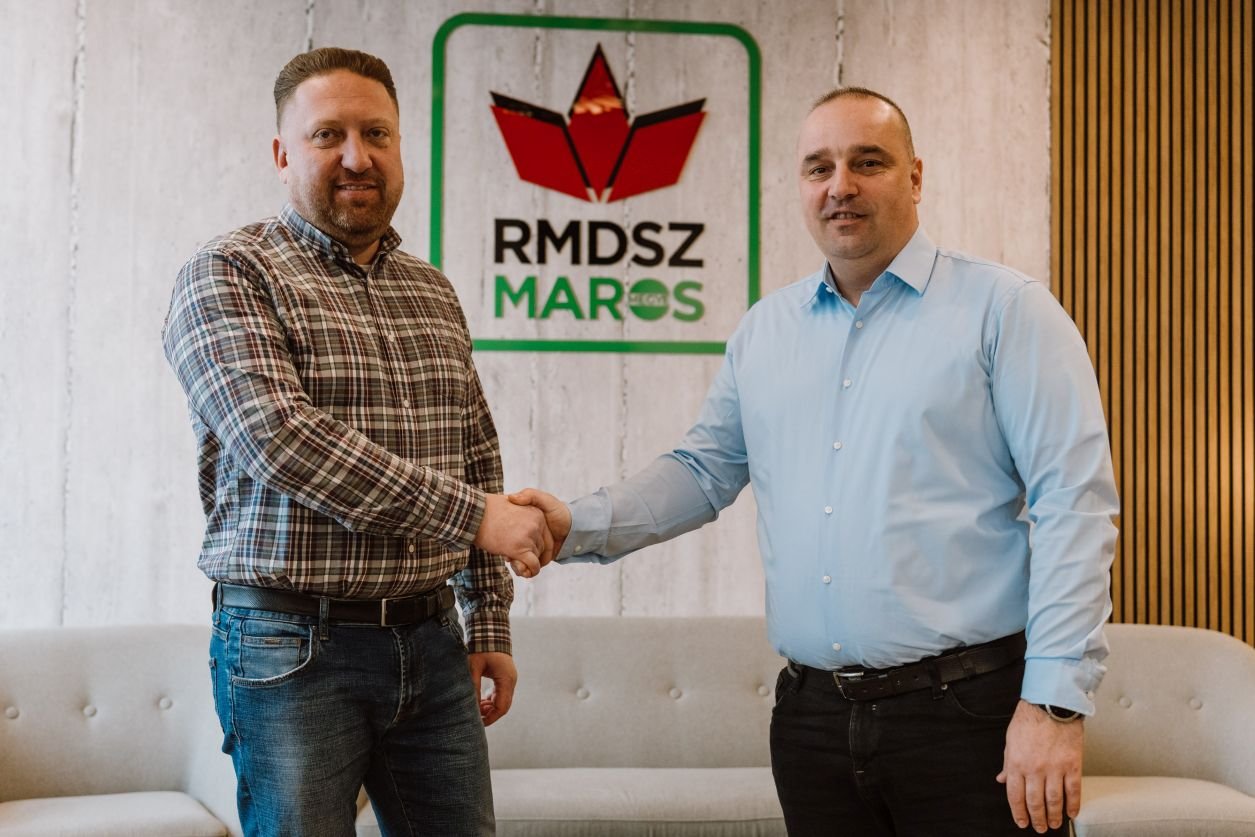Barabási Antal és Csibi Attila •  Fotó: Maros megyei RMDSZ
