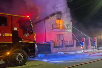 Lakóház gyúlt ki egy Maros megyei faluban