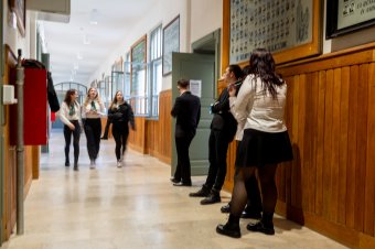 Mintegy 108 ezer végzős diákot várnak az érettségi kedden kezdődő írásbeli vizsgáira