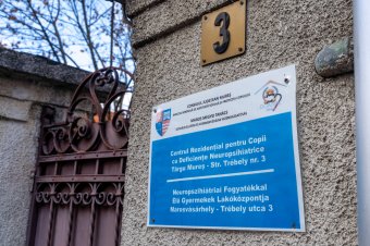 Ki a felelős azért, hogy bizalmas információk jelentek meg beteg gyermekekről?