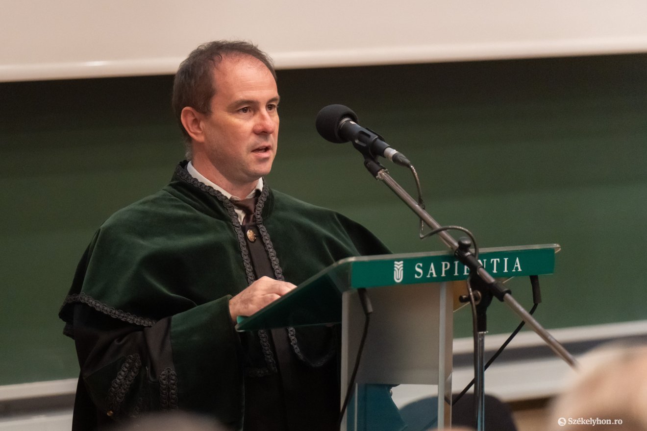 Domokos József, a Sapientia Marosvásárhelyi Karának dékánja &bullet;  Fotó: Haáz Vince