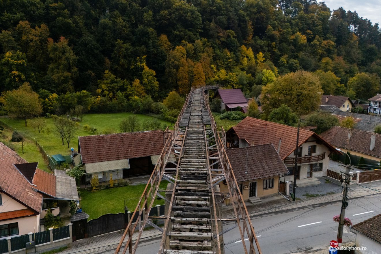 szovátai keskeny vasút viadukt Székelyföldön