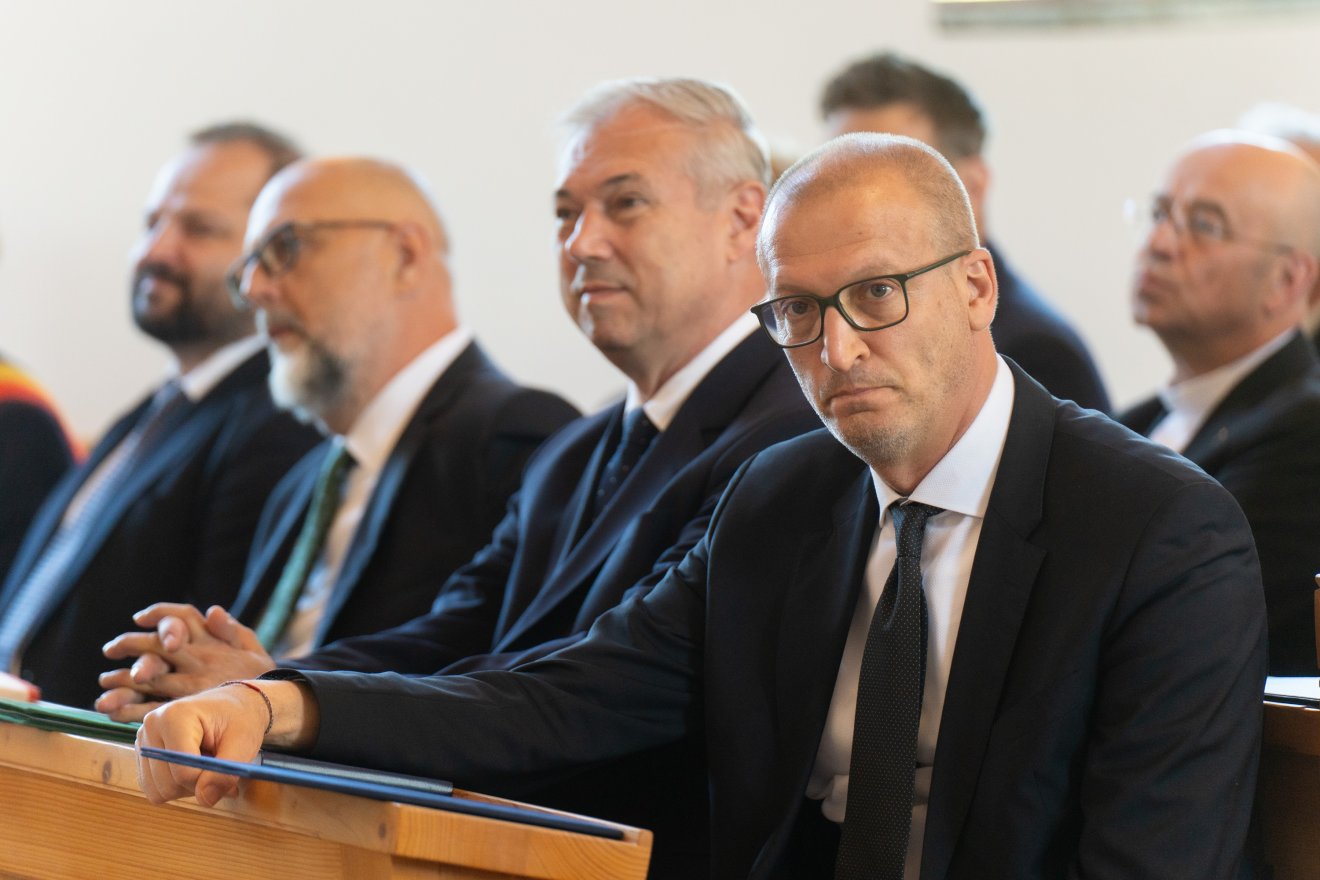 Megújult a fehéregyházi Petőfi-emlékhely – elsőként látogatott hivatalosan Erdélybe az új kormány
