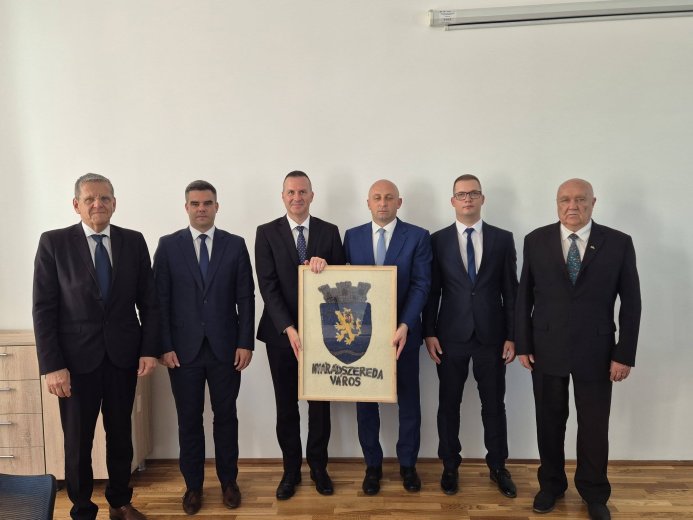 Testvérvárossá vált Nyárádszereda és Zalaegerszeg