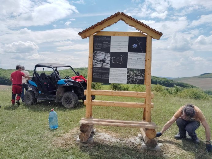 Ha kerékpároznánk, legyen nálunk medveriasztó spray
