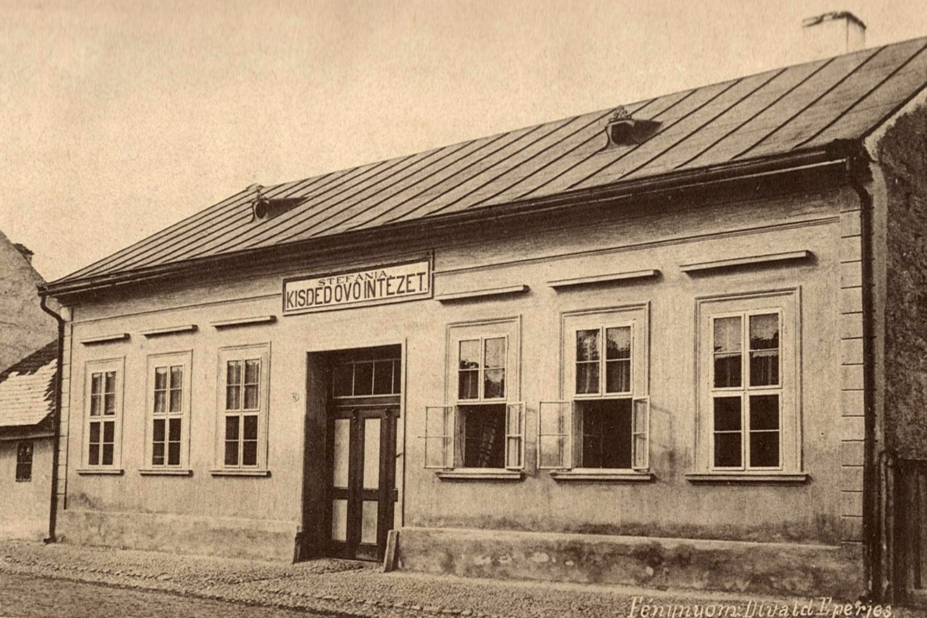 A marosvásárhelyi Stefánia óvoda 1875 óta ugyanabban az épületben működik a város egyik központi utcájában