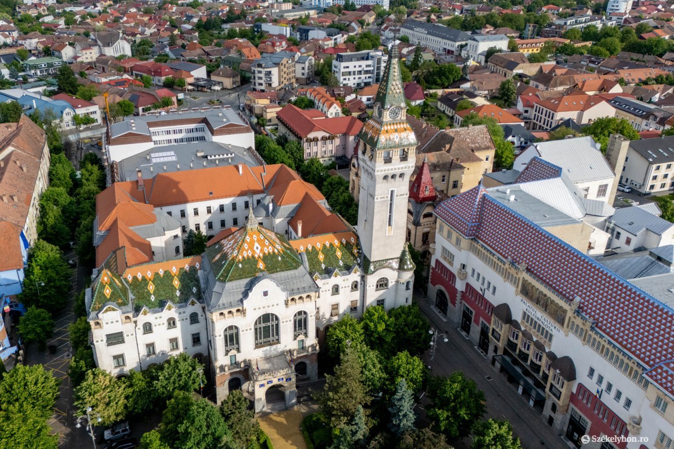 A szecesszió világnapját ünneplik Marosvásárhelyen • Fotó: Haáz Vince