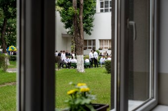 A közvita után dönt a kormány a diákok szociális ösztöndíjáról és a vizsgák megszervezéséről