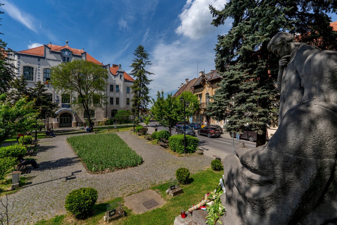 Zsolnay-szökőkút épül a Bolyai téren, és részleges sétálóutcája is lesz Marosvásárhelynek