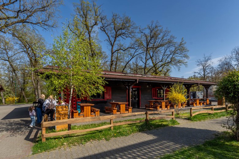 Lakat került az Erdei házikóra. Mi lesz a Somostető kedvenc vendéglőjével?