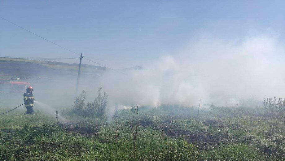 Több helyen is lángra kapott a száraz aljnövényzet Maros megyében