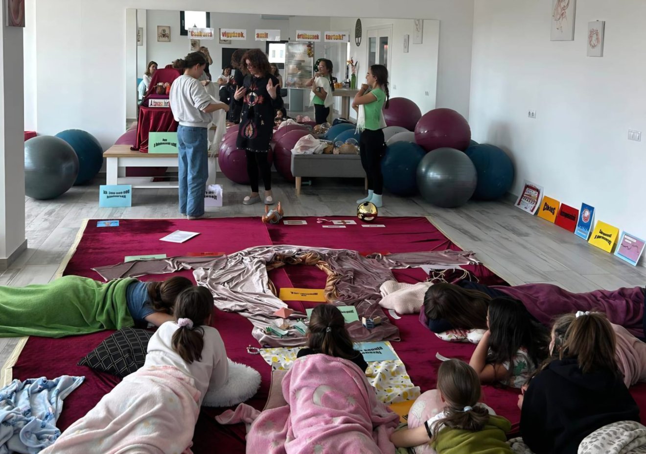 &bullet;  Fotó: Tree of hope by Zolyomi Kármen Réka Facebook-oldal