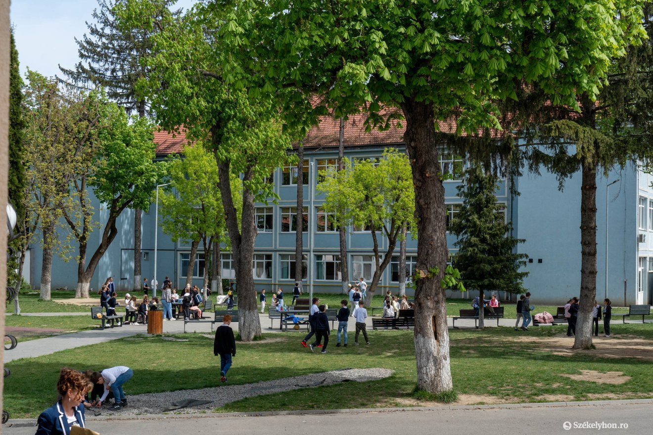 A Victor Babeș utcában működik az Európa Általános Iskola &bullet;  Fotó: Haáz Vince
