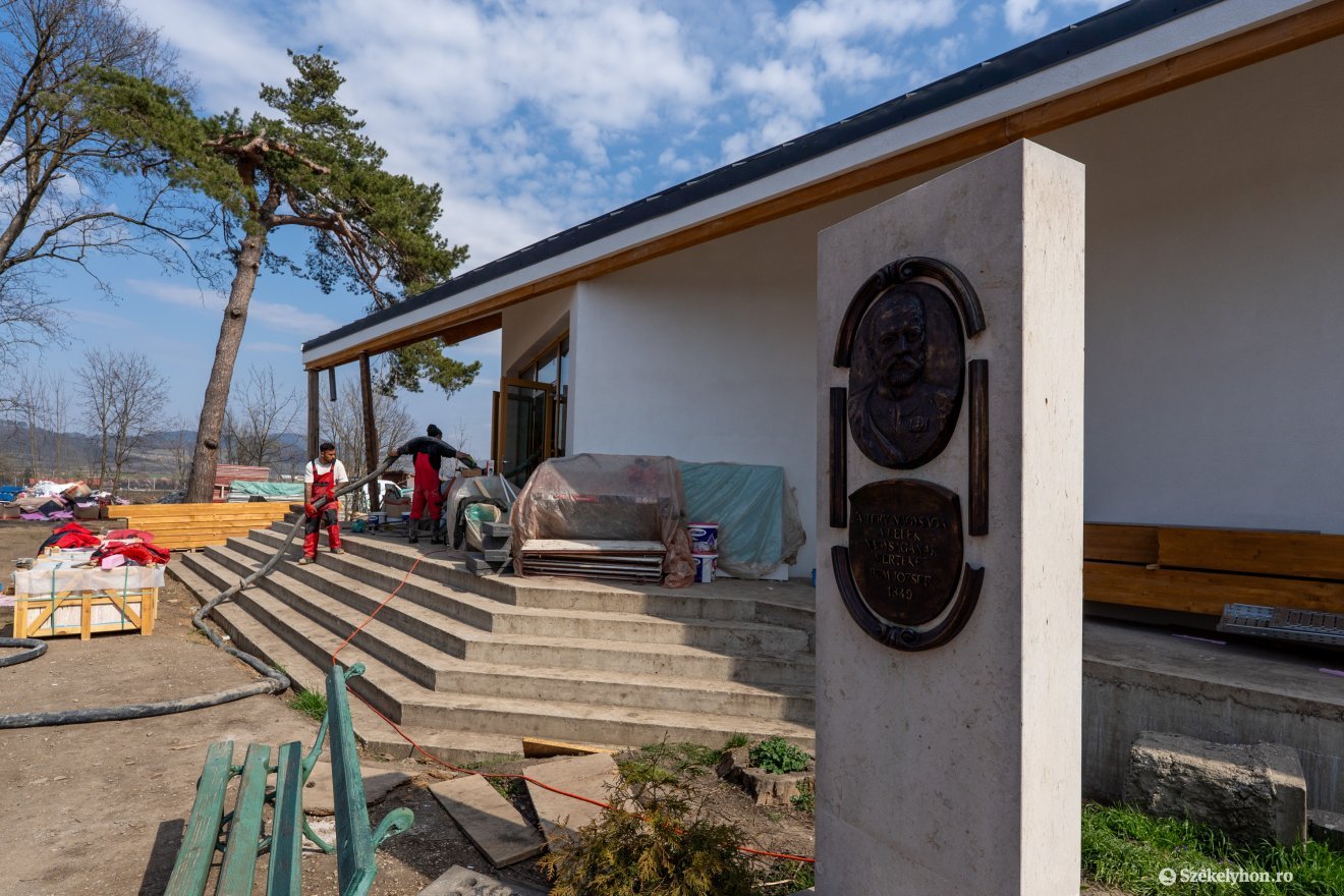 Már áll az új múzeumépület &bullet;  Fotó: Haáz Vince