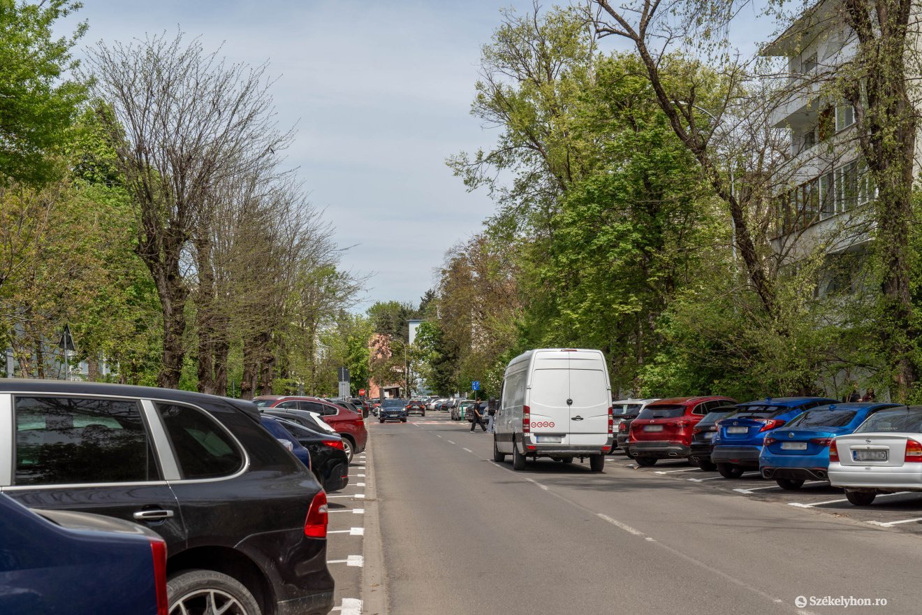 Ötvennel kevesebb parkolóhely marad &bullet;  Fotó: Haáz Vince