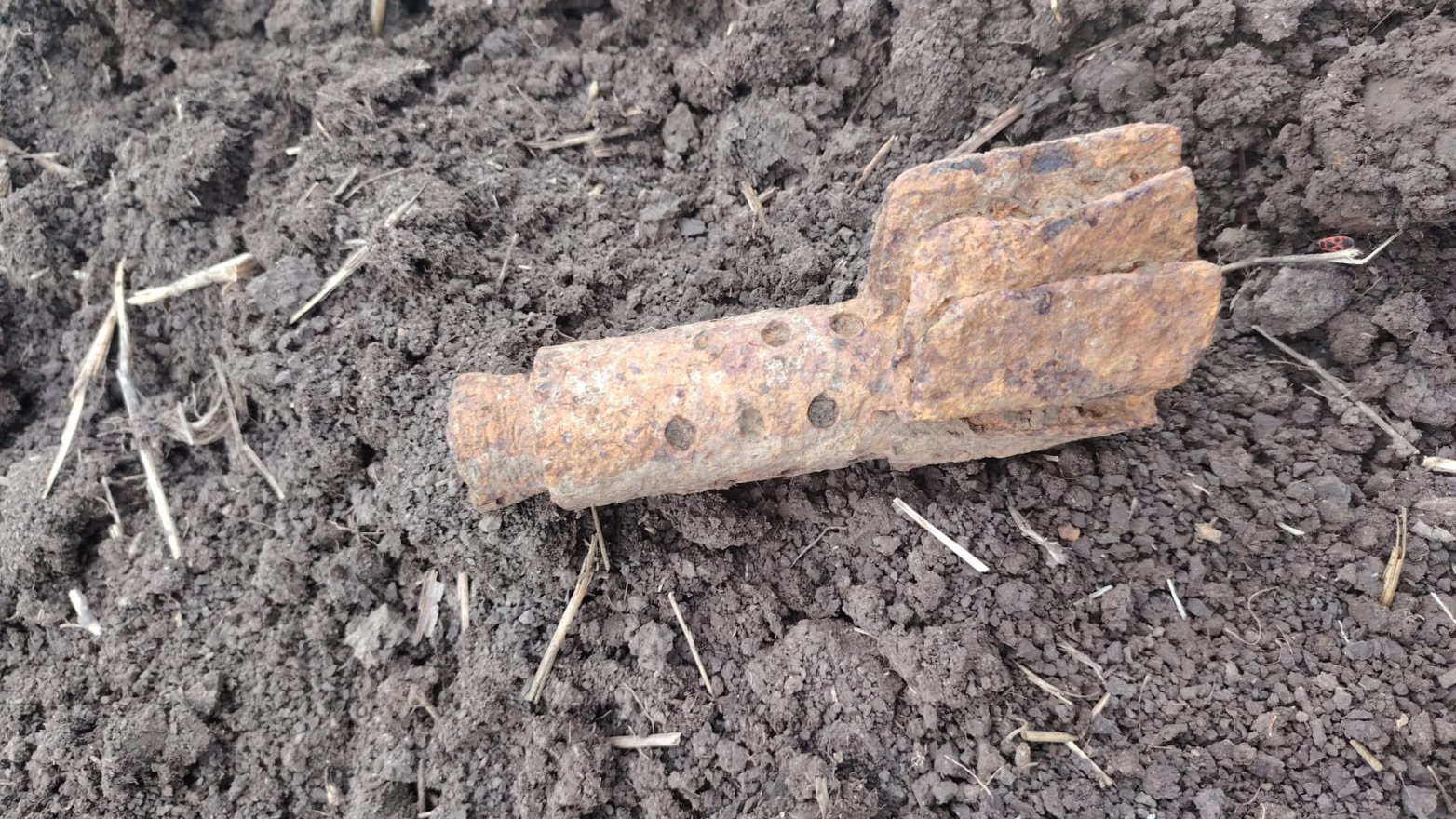 Fel nem robbant lövedéket találtak Marosbogáton