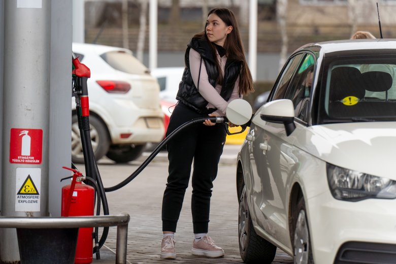 Újra jelentősen nőtt az üzemanyagok ára, vészesen közeleg a 10 lejes szint