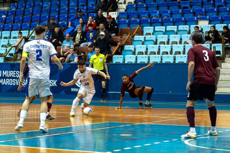 Életben tartotta bronzérmes reményeit a marosvásárhelyi futsalcsapat