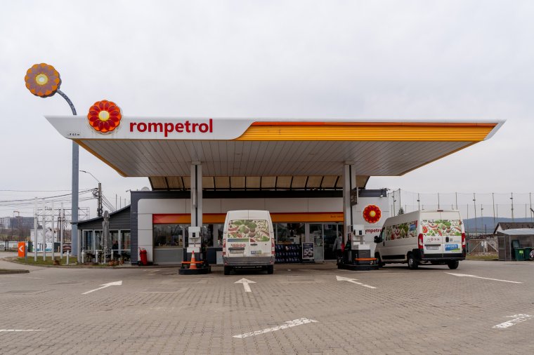 Öt bani híján 9 lej egy liter gázolaj az egyik csíkszeredai kútnál